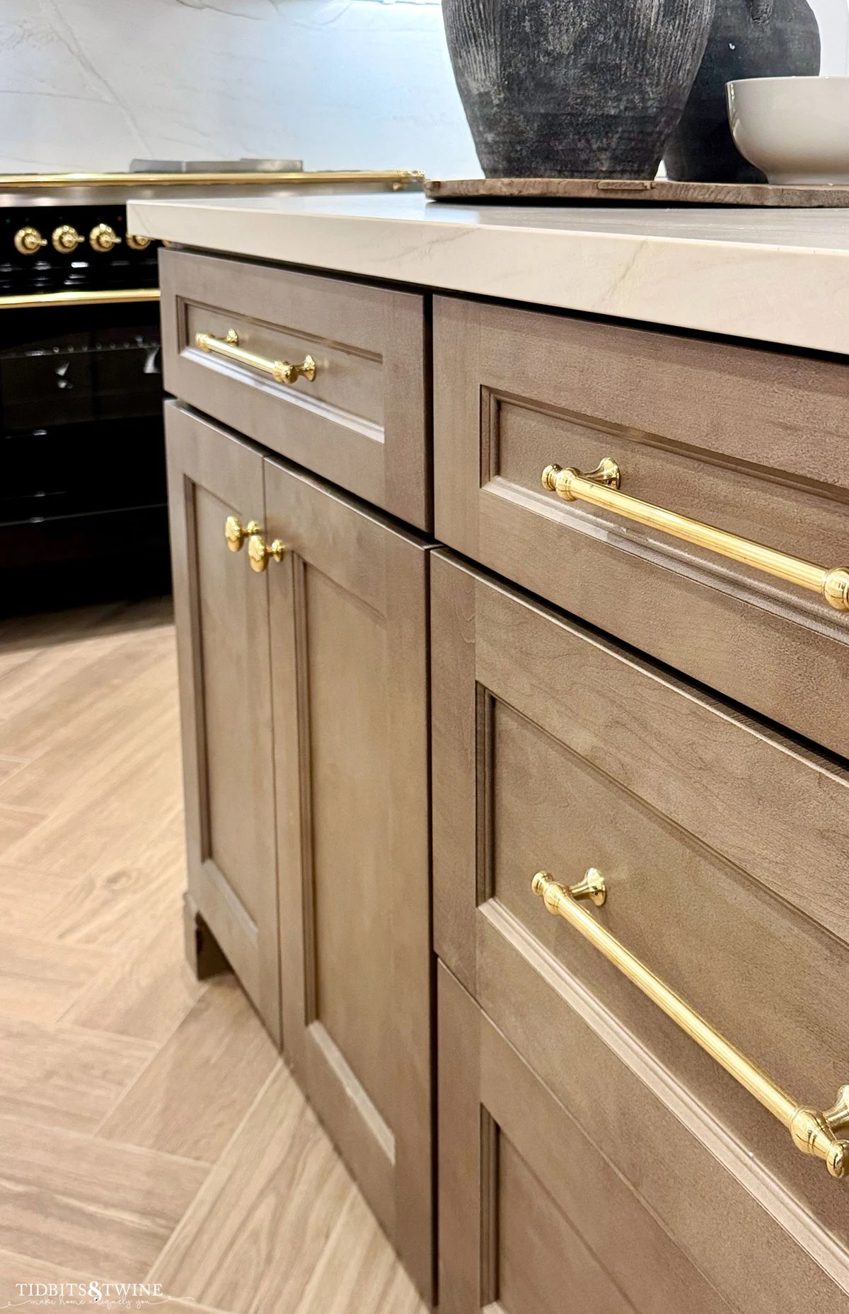 An Easy Cabinet Hardware Placement Guide Tidbits Twine